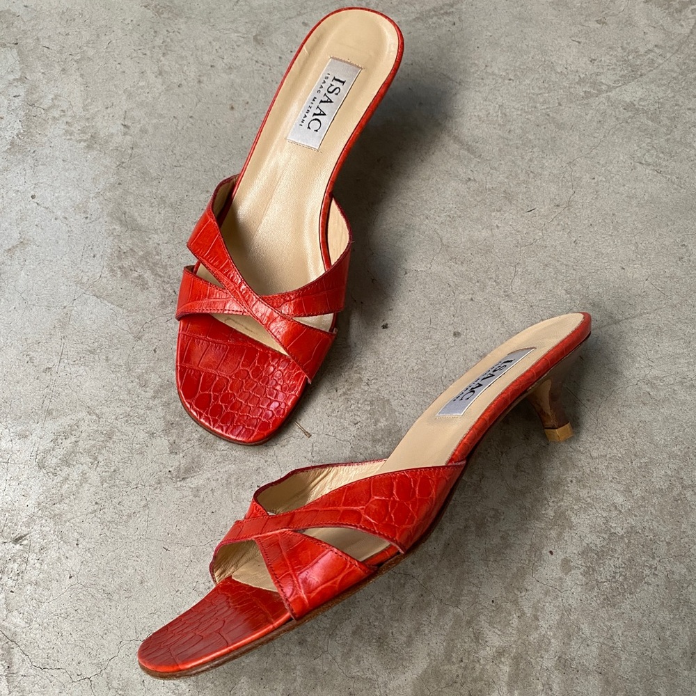 Vintage Y2K Red Croc Isaac Mizrahi Italy Kitten Heel Sandals 8.5